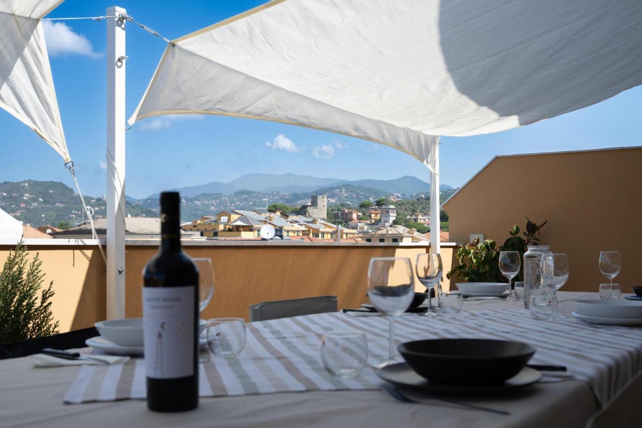 La Terrazza Di Кьявари Экстерьер фото